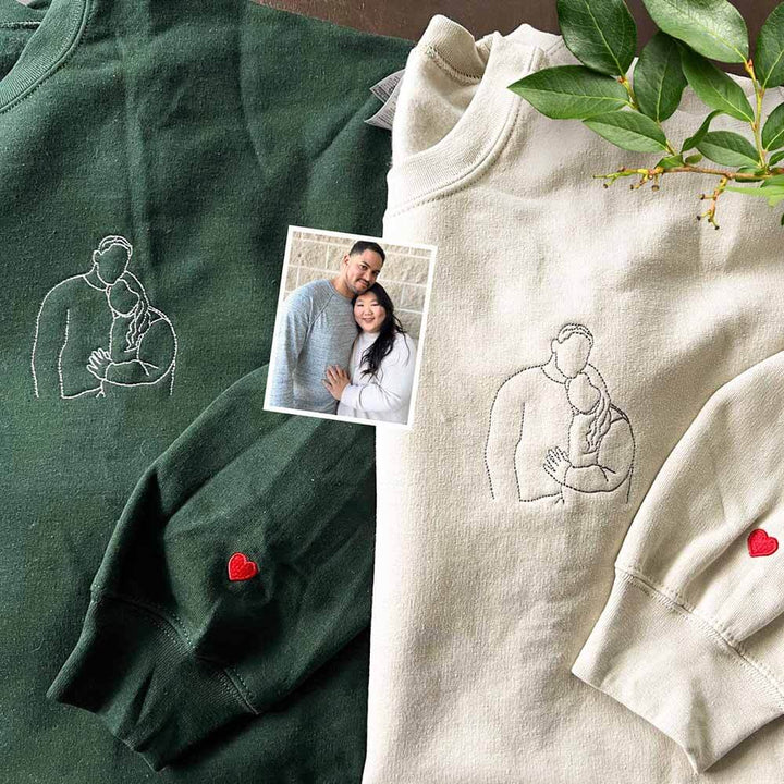 Personalized Couple Outline Portrait Sweatshirt