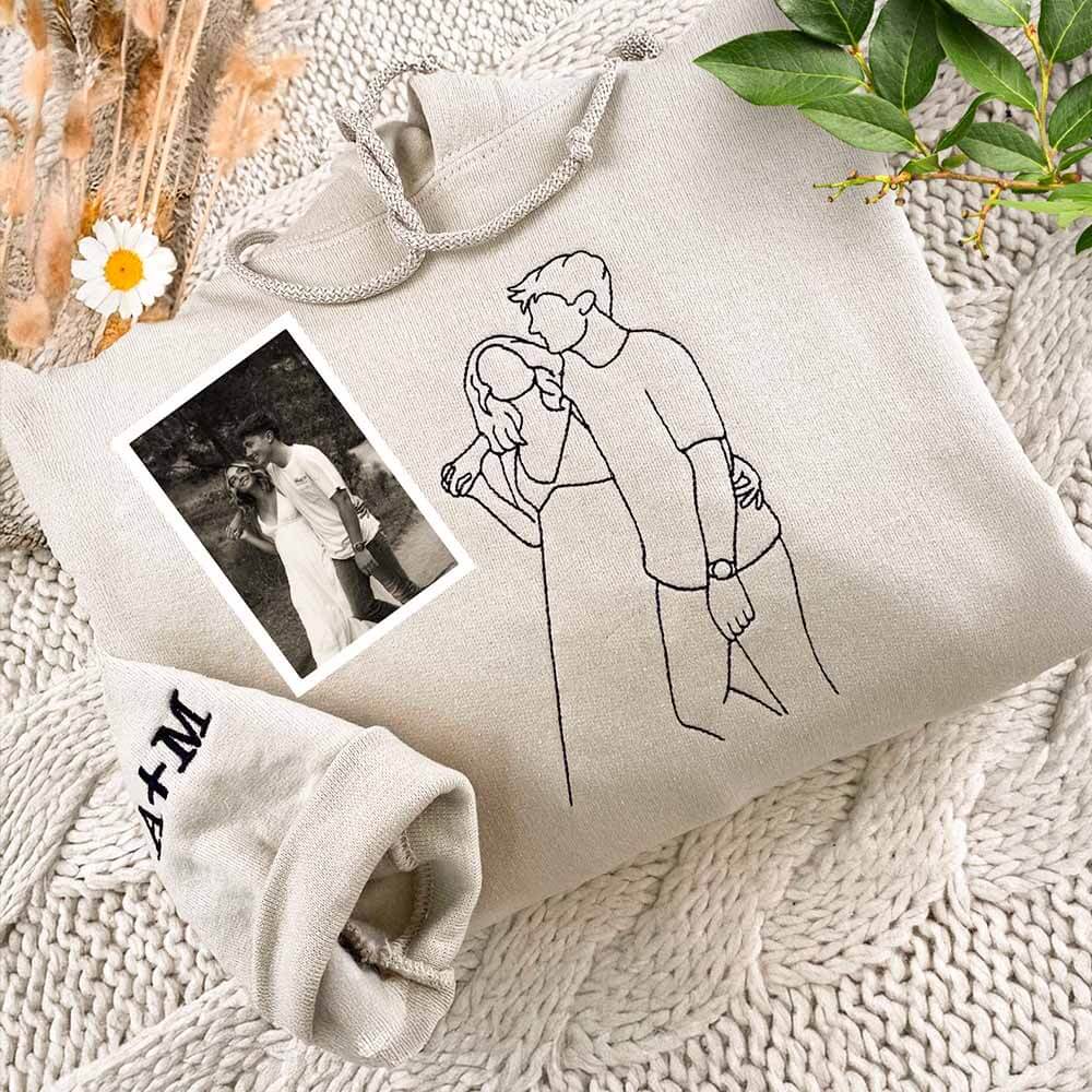 Personalized Couple Outine Portrait Sweatshirt