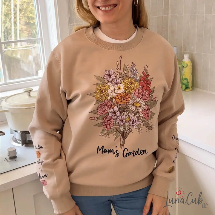 Custom Birth Flower Bouquet Sweatshirt | Personalized Family Name Floral Sweatshirt | Mother’s Day Gift for Mom, Grandma